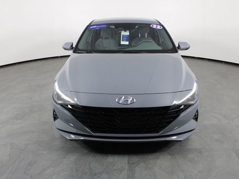 Certified 2022 Hyundai Elantra SEL image 12
