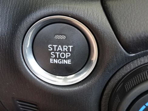 New 2026 MAZDA MX-5 Miata Club w/ Interior Package RWD image 28