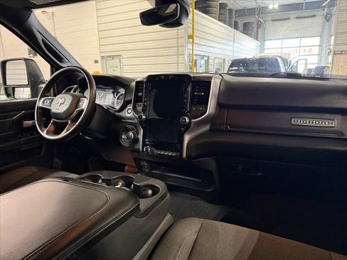 Certified 2024 RAM 2500 Big Horn w/ Sport Appearance Package AWD/4WD image 16