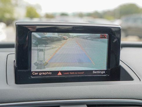 Used 2018 Audi Q3 2.0T Premium image 16