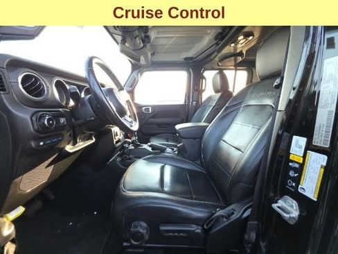 Used 2023 Jeep Wrangler Unlimited Sahara w/ Cold Weather Group AWD/4WD image 10
