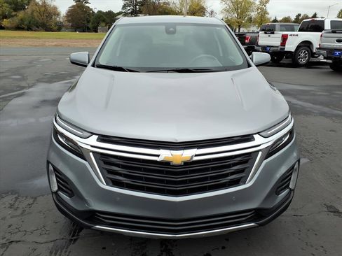 Used 2023 Chevrolet Equinox LT w/ Driver Convenience Package image 9