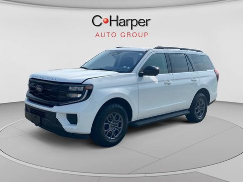 Used 2025 Ford Expedition Active AWD/4WD image 7