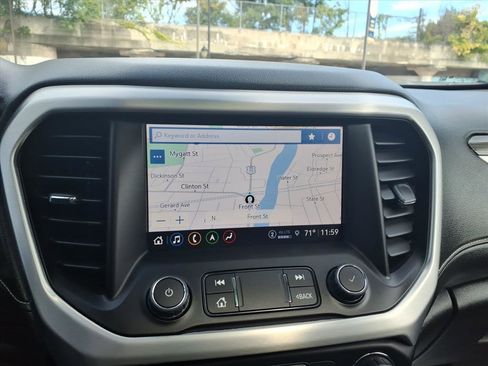 Used 2023 GMC Acadia SLT w/ Elevation Edition image 24