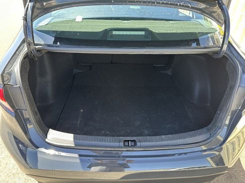 Used 2023 Toyota Corolla LE FWD image 9