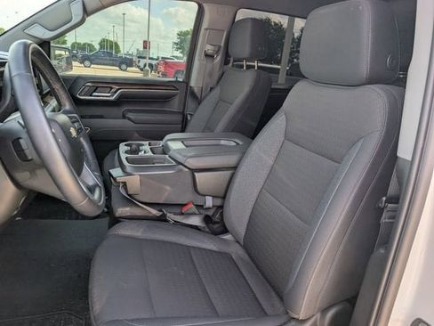 Used 2024 Chevrolet Silverado 1500 LT image 24