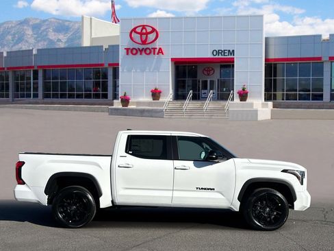 New 2026 Toyota Tundra Limited AWD/4WD image 3