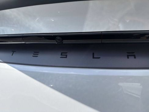 Used 2026 Tesla Model Y Performance AWD/4WD image 15