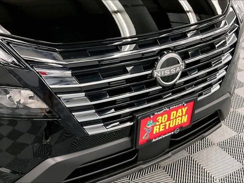 New 2025 Nissan Rogue SV image 16