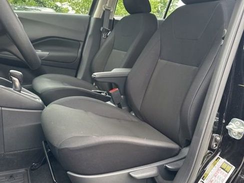 New 2025 Nissan Kicks Play S image 17
