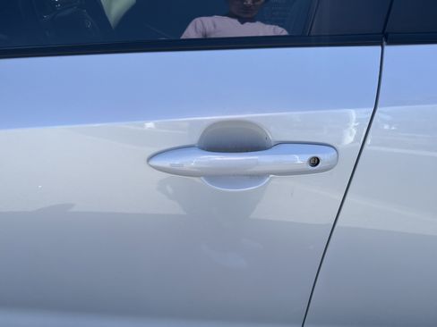 Used 2022 Toyota Corolla LE w/ Premium Interior Package image 12