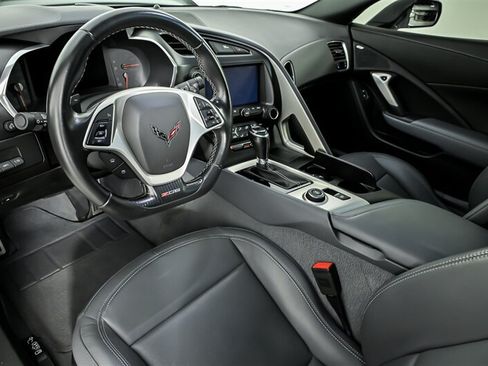 Used 2017 Chevrolet Corvette Z06 RWD image 16