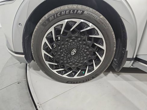 Certified 2024 Hyundai Ioniq 5 Limited image 29