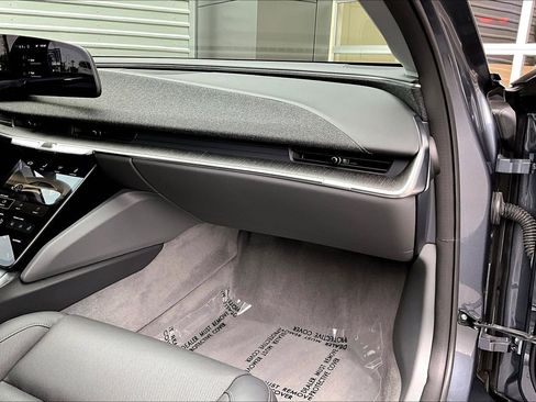 Used 2025 Lucid Air Pure RWD image 16