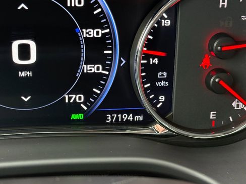 Used 2023 GMC Acadia AT4 w/ Technology Package image 33