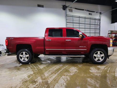 Used 2018 Chevrolet Silverado 2500 LTZ w/ Duramax Plus Package image 2