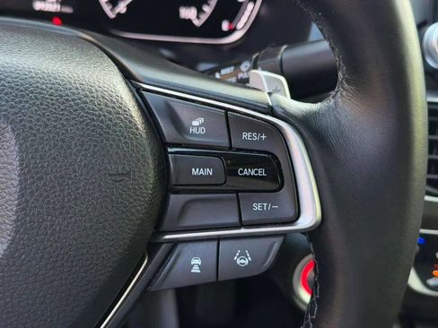 Used 2019 Honda Accord Touring image 13