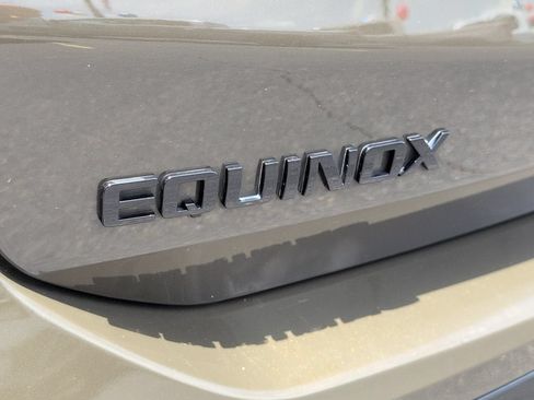 Used 2024 Chevrolet Equinox RS FWD image 6