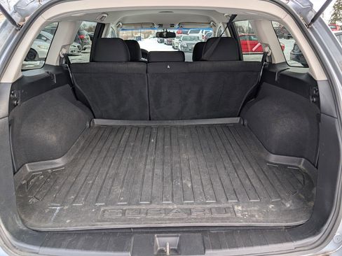 Used 2014 Subaru Outback 2.5i Premium image 13