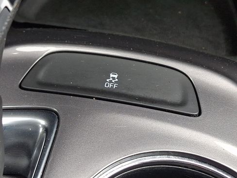 Used 2023 Chevrolet Malibu LT FWD image 23