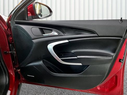Used 2013 Buick Regal Premium FWD image 27