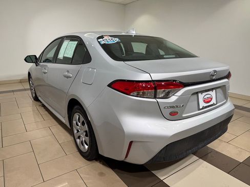 Certified 2024 Toyota Corolla LE image 3