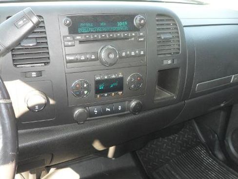 Used 2013 GMC Sierra 2500 SLE w/ SLE Preferred Package image 24