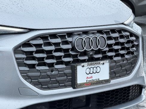 New 2025 Audi Q5 Premium Plus image 2