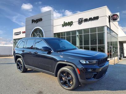 Used 2023 Jeep Grand Cherokee Altitude