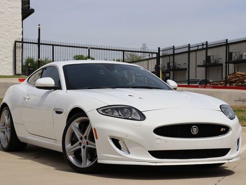 Used 2014 Jaguar XKR R image 3