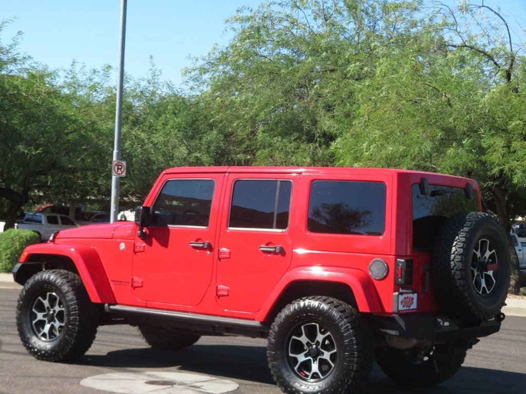 Used 2015 Jeep Wrangler Unlimited Sahara AWD/4WD image 5