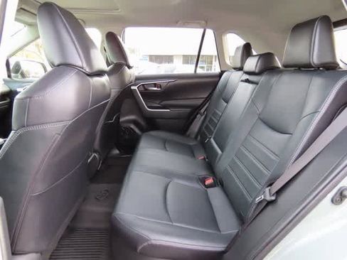 Used 2021 Toyota RAV4 XLE Premium image 13