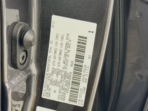Certified 2023 Toyota Tundra Capstone AWD/4WD image 33