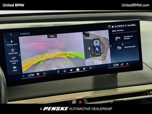 Used 2024 BMW iX xDrive50 AWD/4WD image 16