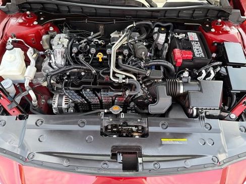 Used 2024 Nissan Altima 2.5 SV FWD image 29