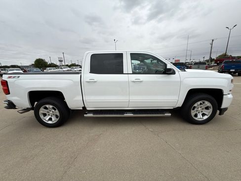 Used 2017 Chevrolet Silverado 1500 LT w/ All Star Edition AWD/4WD image 8