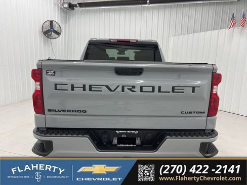 Used 2024 Chevrolet Silverado 1500 Custom w/ Turbomax Blackout Package AWD/4WD image 4