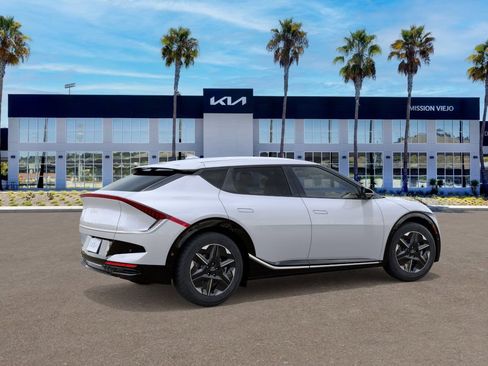 New 2026 Kia EV6 Wind AWD/4WD image 6