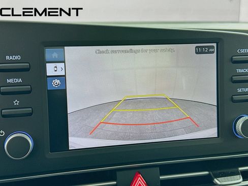 Certified 2026 Hyundai Elantra SE FWD image 20