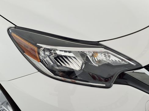 Used 2018 Nissan Versa Note SV image 8