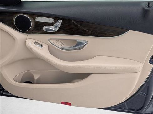 Used 2018 Mercedes-Benz C 300 C 300 image 11