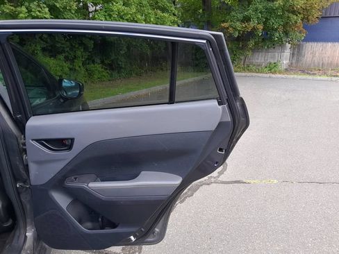 Used 2024 Subaru Crosstrek 2.5i Sport AWD/4WD image 34