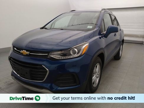 Used 2020 Chevrolet Trax LT FWD image 1