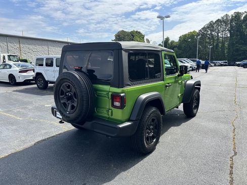 Used 2025 Jeep Wrangler Sport AWD/4WD image 9