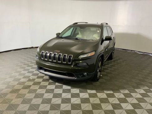 Used 2016 Jeep Cherokee 75th Anniversary FWD image 3