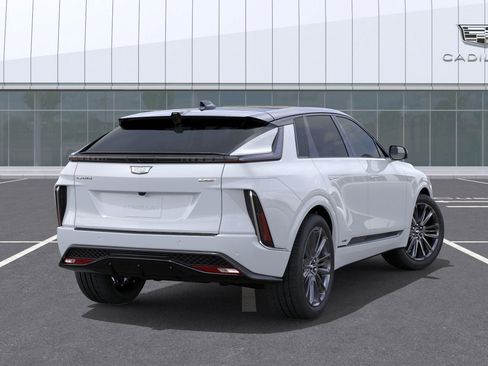 New 2026 Cadillac Lyriq V w/ Exterior Carbon Fiber Package image 37