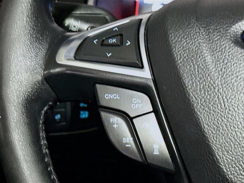 Used 2020 Ford Edge Titanium w/ Equipment Group 301A AWD/4WD image 35