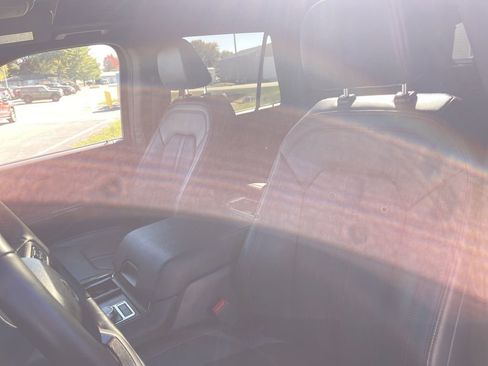 Used 2024 Ford Expedition Max Limited image 13