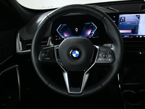 Used 2026 BMW X1 xDrive28i w/ Technology Package AWD/4WD image 18