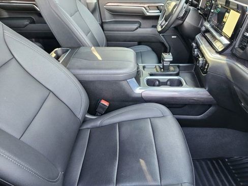 Used 2024 Chevrolet Silverado 1500 LTZ image 19